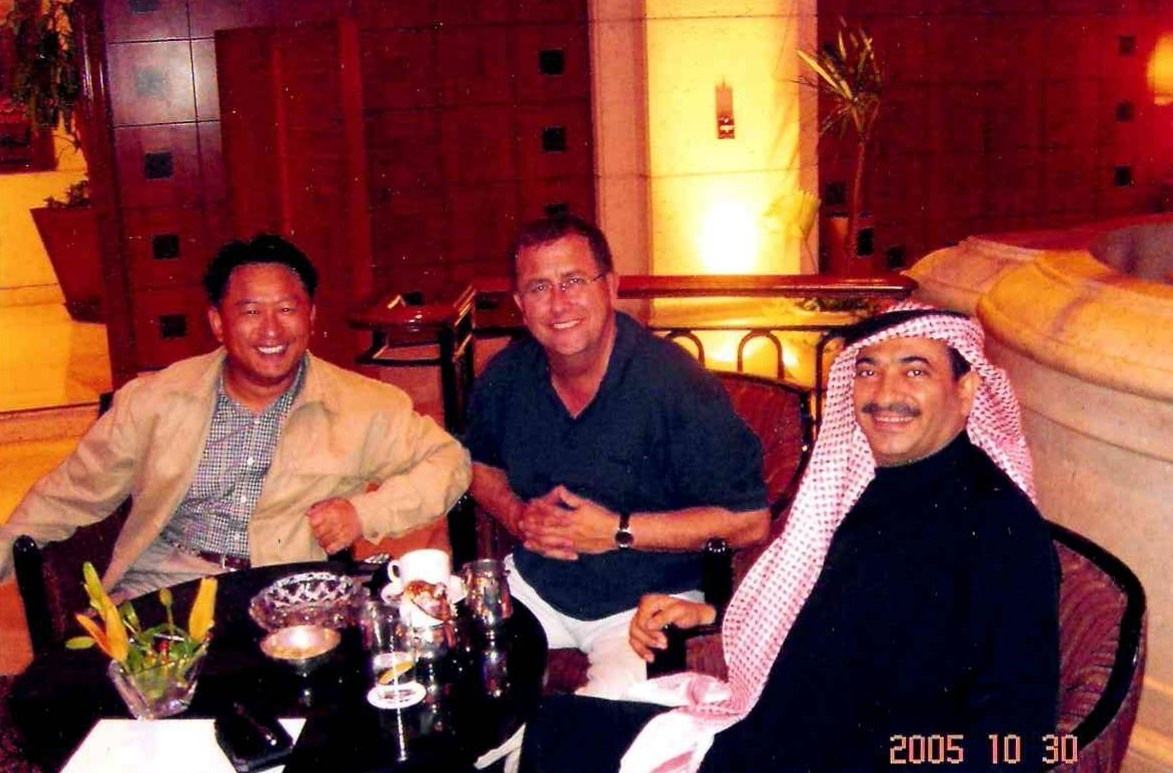 Amman, Le Méridien Hotel — 29 October 2005. Meeting with the Iraqi foreign minister Hoshyar on the return of fourteen KOICA trucks seized by insurgents.